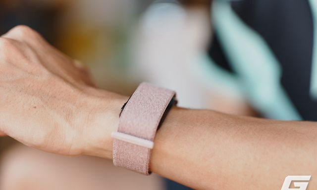 Dùng thử Garmin CIRQA Smart Band- vòng tay sức khỏe không màn hình tránh sao nhãng, pin đến 10 ngày, giá hơn 5 triệu