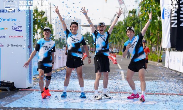 4 giờ sáng, hàng nghìn người bên bờ sông Sài Gòn: Garmin tiếp tục chứng minh sức hút với runner Việt