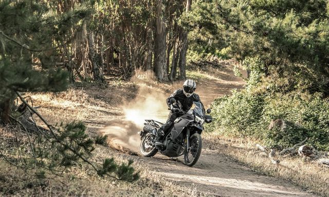 Kawasaki KLR650 DF ABS 2027 trình làng, chiến binh ADV nồi đồng cối đá thách thức mọi địa hình