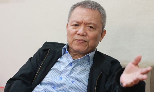 GS Lê Ngọc Thành: “Bác sĩ không thể chỉ học trong lớp rồi bước thẳng lên bàn mổ”