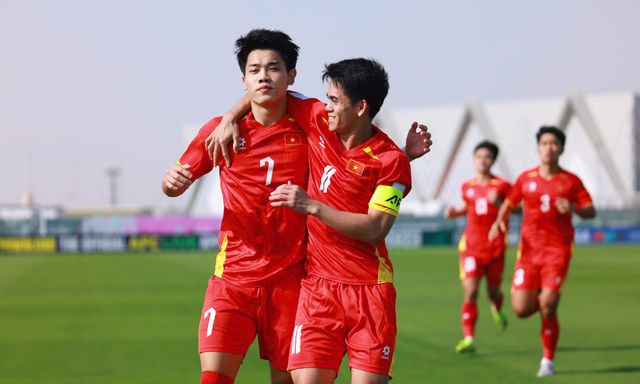 Diễn biến U23 Việt Nam đấu U23 Kyrgyzstan hôm nay lúc 21h00: Hotboy Đình Bắc dự bị