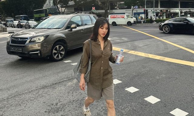 Hậu chia tay chồng, hoa hậu 4 