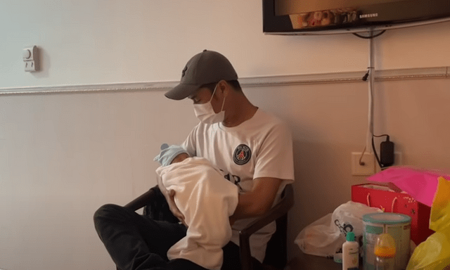 Nam diễn viên yêu thầm Việt Hương, cưới vợ kém 26 tuổi, 52 tuổi có con: Bỏ phố về quê, làm 1 nghề mưu sinh