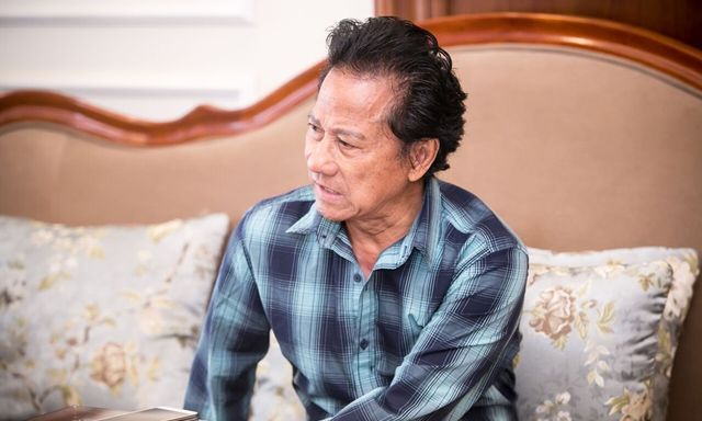 Nam ca sĩ 4 đời vợ, 14 con, không nhớ hết có bao nhiêu cháu: 84 tuổi vẫn đi show khắp thế giới