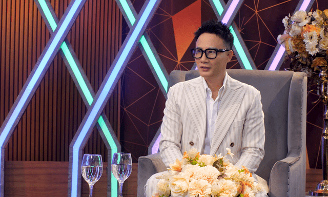 Nam ca sĩ ở biệt thự 300 m2 tại TPHCM nói thẳng lý do không trực tiếp dạy con nhiều