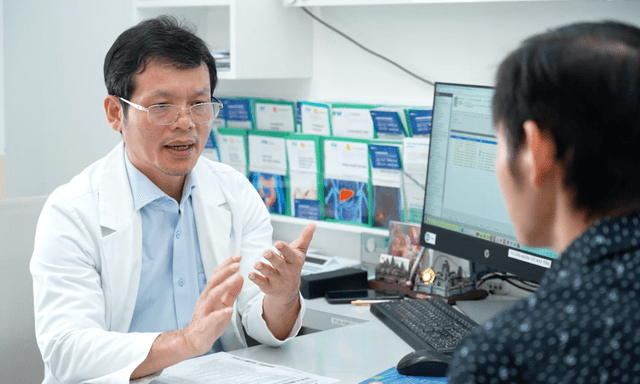 Bác sĩ Việt Nam điều trị thành công căn bệnh cực hiếm cho bệnh nhân Campuchia