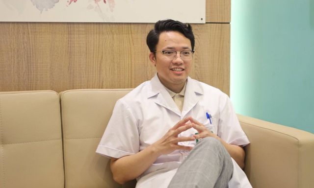 Bác sĩ ung bướu: 