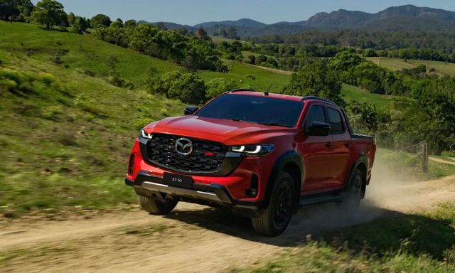 Mazda BT-50 2025 ra mắt: Mặt trước giống CX-5, màn hình to, có ADAS, chờ về Việt Nam đấu Triton, Ranger