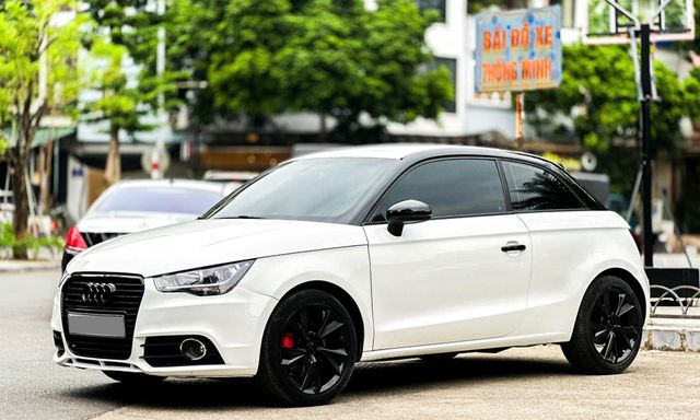 Hơn 300 triệu không mua Bingo thì tậu được hẳn Audi A1: 14 năm chạy 120.000km, người bán khẳng định bảo dưỡng đầy đủ