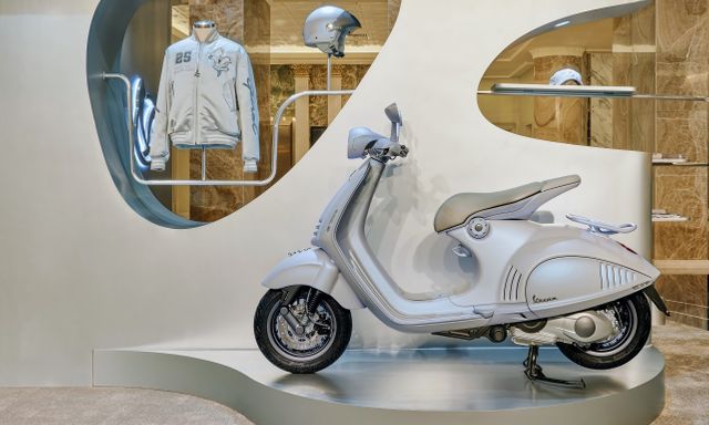 Diện kiến Vespa 946 Snake ra mắt Việt Nam: Chỉ phân phối 30 xe, nhiều chi tiết ghi dấu năm rắn cho dân chơi