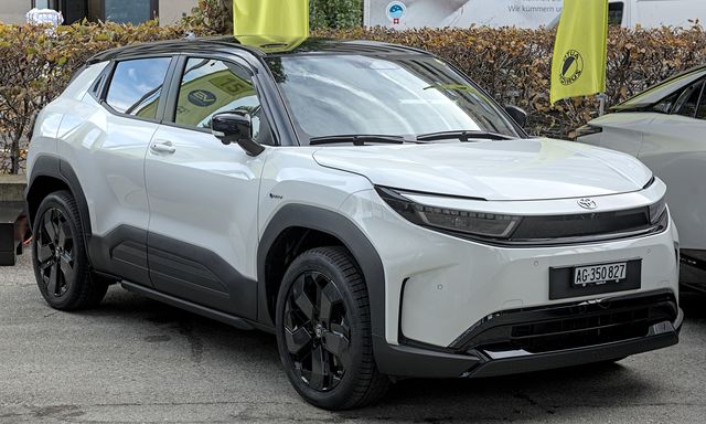 Toyota sắp ra mắt xe điện mới sát Việt Nam ngay tháng sau: Nhỏ hơn Yaris Cross, đi gần 500km/lần sạc, giá quy đổi dự kiến dưới 1 tỷ đồng