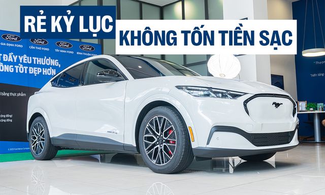 Ford Mustang Mach-E giảm giá kỷ lục còn gần 1,7 tỷ đồng, sạc miễn phí 5 năm - ‘Kèo thơm’ cho dân chơi tốc độ thời xăng tăng giá