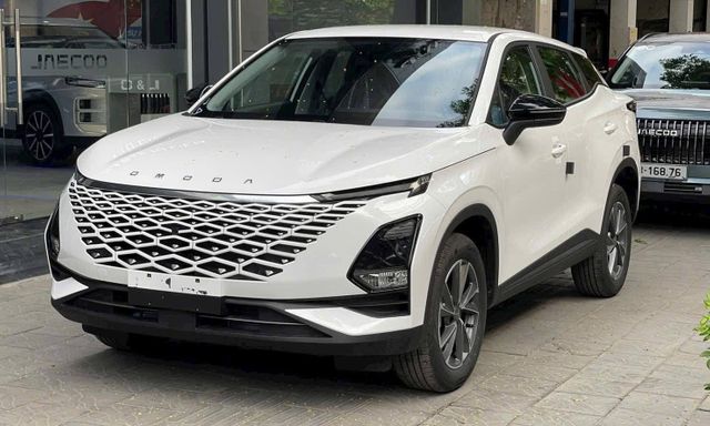 ‘Tất tay’ giành thị phần: Jaecoo J7 giảm thẳng 70 triệu đồng, quyết đấu xe Nhật bằng gói nuôi xe miễn phí gần một thập kỷ