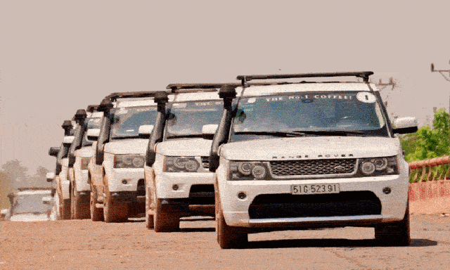 Video 10 phút tóm gọn gần 3.000km dàn Range Rover tới Tây Bắc: Nhiều cung đường khắc nghiệt thử thách sự bền bỉ của cả đoàn người và xe