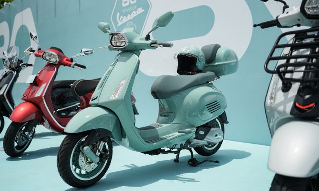 Cận cảnh Vespa Sprint 180 lần đầu xuất hiện tại Việt Nam: Giá ngang SH350i, động cơ mạnh nhất dòng Sprint nhưng không dành cho số đông