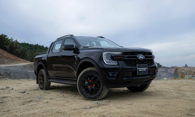 Ford Ranger Wildtrak 2026 bản thấp chốt giá 949 triệu: Rẻ hơn bản cũ 30 triệu, dùng máy 2.0 tăng áp đơn