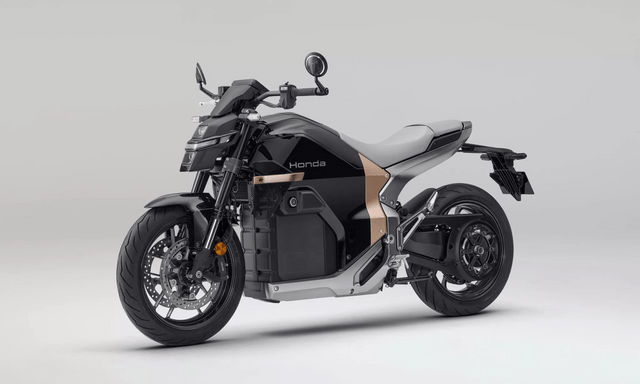 Honda WN7 từng về Việt Nam chốt giá quy đổi hơn 440 triệu đồng: Mạnh ngang xe xăng 700cc, chạy 130km/sạc