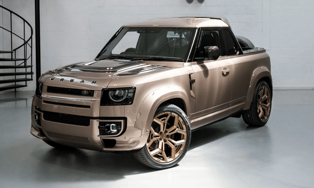 Defender biến hình thành xe bán tải: Từ 4 cửa thành 2 cửa, carbon khắp mọi nơi, dân chơi Việt muốn mua không dễ
