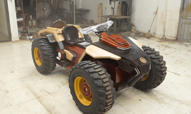 Thợ mộc Việt Nam trình làng 'quái thú' ATV bằng gỗ: To như ô tô, khung gầm thép, giảm xóc độc lập, chạy động cơ điện siêu êm