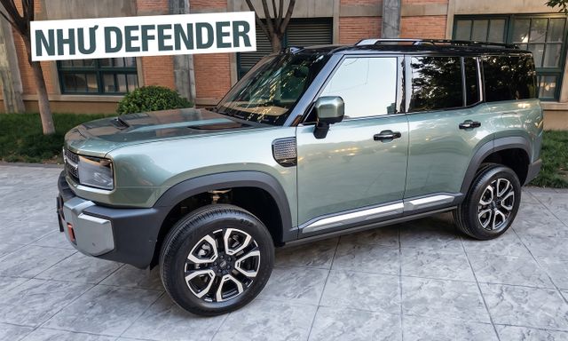 Ảnh thực tế SUV Geely mới dáng như Defender, mạnh hơn 1.100hp, lội nước 800mm, có hơn 50 chỗ chờ lắp phụ kiện địa hình