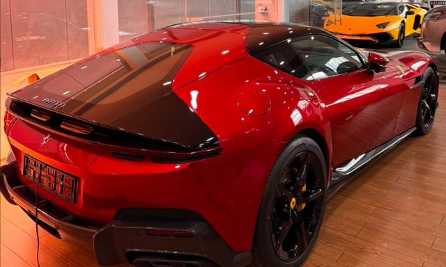 Ferrari 12Cilindri đầu tiên về Việt Nam: Giá bán là ẩn số, tùy chọn ghế carbon, dùng máy V12 mạnh hơn 800 mã lực