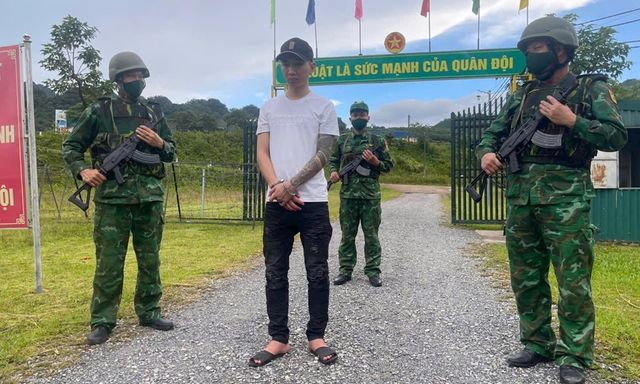 Biên phòng Quảng Trị bắt đối tượng bị truy nã khi đang nhập cảnh