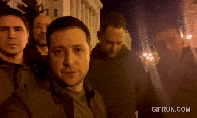 Quốc hội Ukraine bất ngờ quay lưng với Tổng thống Zelensky: Chuyện gì đang xảy ra ở Kiev?