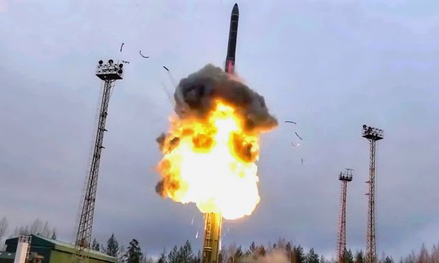 Trùm tình báo Nga: Màn phô diễn Oreshnik khiến phương Tây 