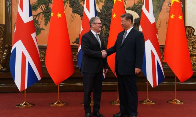 Thủ tướng Anh tặng Chủ tịch Trung Quốc món quà khác thường: Hé lộ đội bóng mà ông Tập hâm mộ