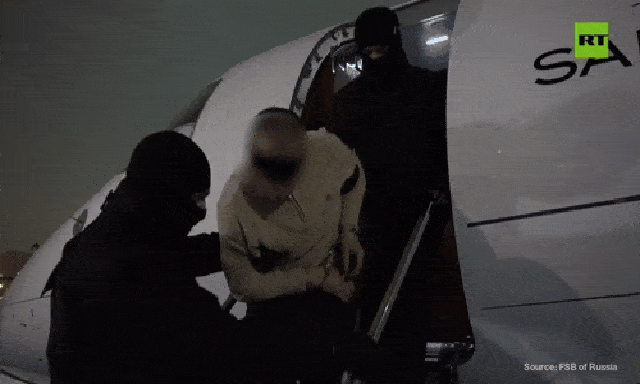 FSB bắt nghi phạm ám sát tướng cấp cao Nga ở Dubai, công bố video phi tang súng