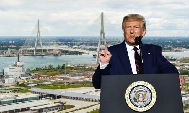 Ông Trump dọa chặn cầu nối liền với nước láng giềng, đòi 'sở hữu ít nhất một nửa tài sản'