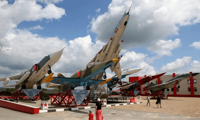 Nga quyết chiếm lại vị trí số hai trên thị trường xuất khẩu vũ khí toàn cầu