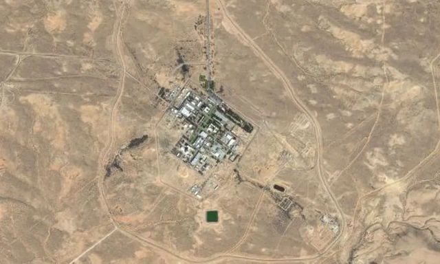 Iran lần đầu phóng tên lửa tầm xa, thoát phòng không, tấn công Israel: Tel Aviv vẫn không hiểu vì sao