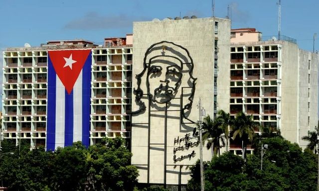 Công ty đến từ một nước sắp được phép quản lý sản xuất công nghiệp tại Cuba