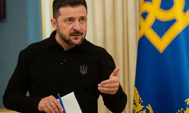 Tổng thống Nga - Mỹ điện đàm lần thứ 12, ông Zelensky lập tức có động thái