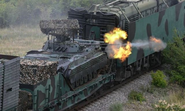 Đã đến lúc đoàn tàu bọc thép huyền thoại của Nga cần 