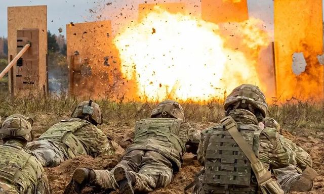 Tình báo Litvia báo động: Nga đang chuẩn bị các cuộc tấn công hỗn hợp vào sườn đông NATO