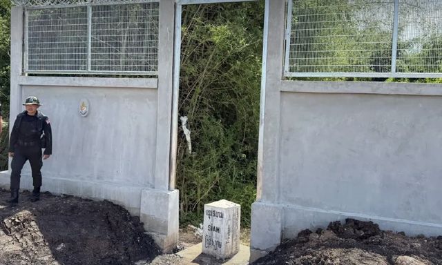 Thái Lan dựng hàng rào kiên cố đầu tiên dọc biên giới Campuchia: Để hở một khoảng trống vì lý do đặc biệt