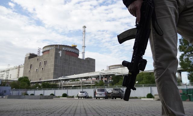 Biến cố ở Zaporizhzhia: Kỹ sư trưởng thiệt mạng - Nga yêu cầu IAEA lên tiếng trước 'tội ác'
