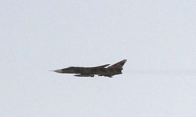 Su-24 cất cánh rồi 