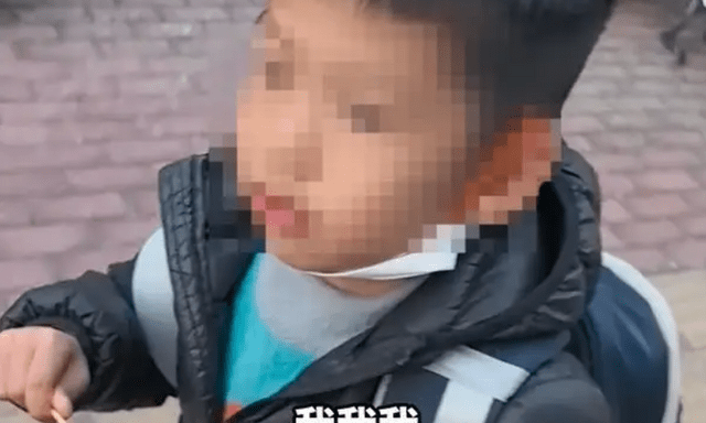 Con thi được điểm thấp, hành động bất ngờ của mẹ khiến cả MXH bàn tán: 