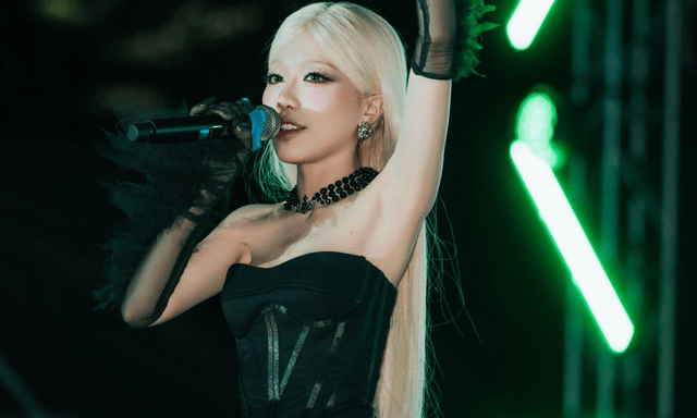 Phùng Khánh Linh được chọn mở màn với mini-concert chuẩn quốc tế