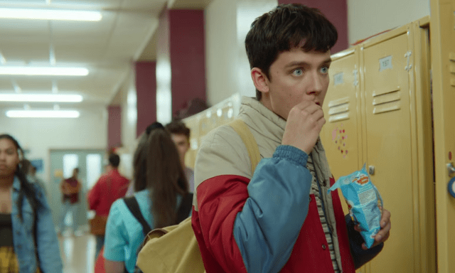 Xem phim Sex Education, tôi nhớ ngay đến bà mẹ 