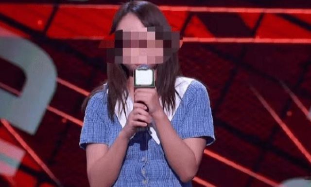 Mẹ nói 2 từ, con gái TỰ TI suốt mấy chục năm, lên truyền hình vẫn cố hỏi 1 câu xót xa