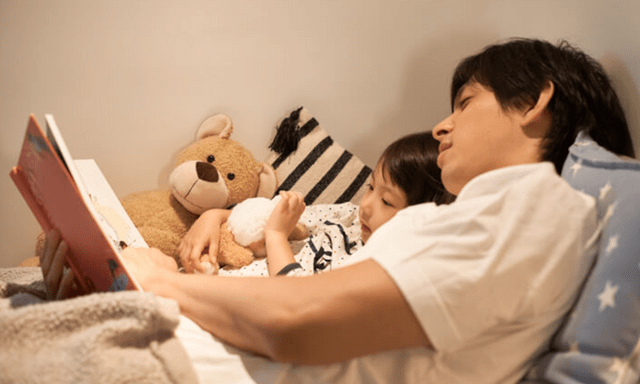 1 hành động của con khiến bố mẹ thấy 