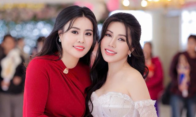 Vì sao Hoa hậu Phan Kim Oanh luôn chọn MC Hồng Nhung VOV giao thông