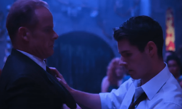 Xem phim Sex Education, chồng tôi im lặng rất lâu: Lần đầu tiên, anh làm 1 điều khiến con trai kinh ngạc!