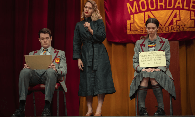 Xem phim Sex Education, tôi chết lặng: Đây là lý do năm ấy bố nhất quyết ly hôn mẹ, còn tôi rút ra bài học không bao giờ quên!