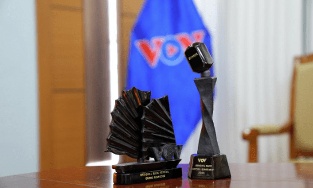 Độc bản Cúp và Biểu trưng Liên hoan Phát thanh toàn quốc lần thứ XVII: Tinh hoa từ tầng sâu 