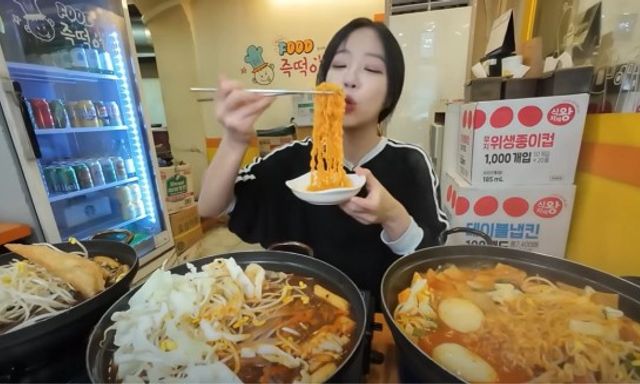 Kinh doanh trên niềm tin: Tập đoàn đồ uống lâu năm nhất Hàn Quốc chờ tới 7 năm để ký 1 hợp đồng đại diện 